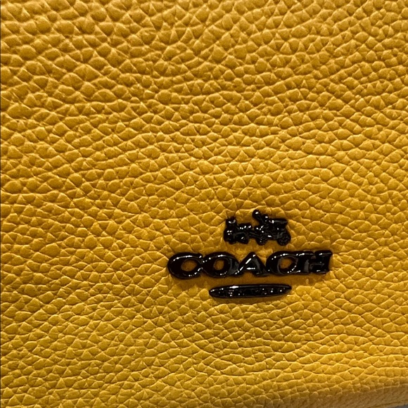 Coach Chelsea NWT Leather Shoulder Bag - Picture 2 of 12